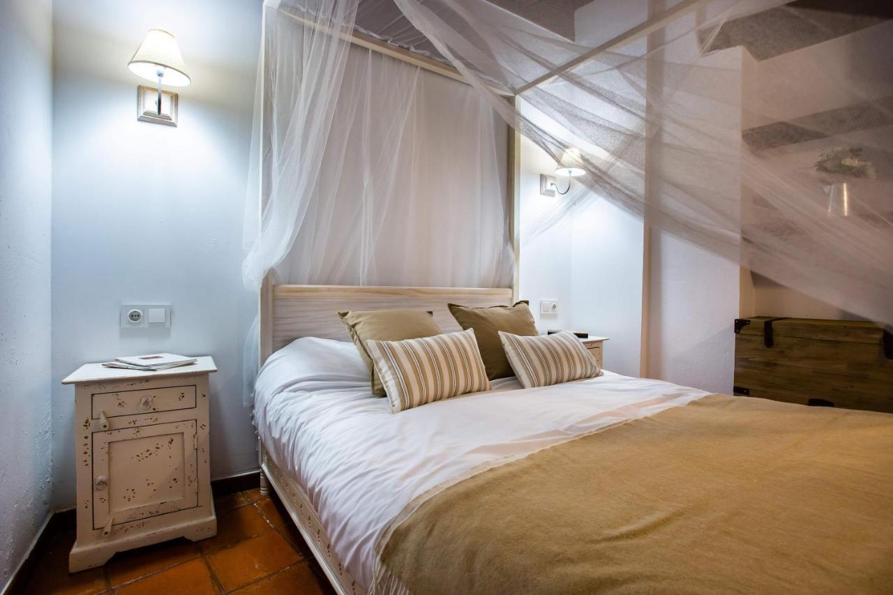 Apartamentos Puente De La Juderia Hervás Kültér fotó