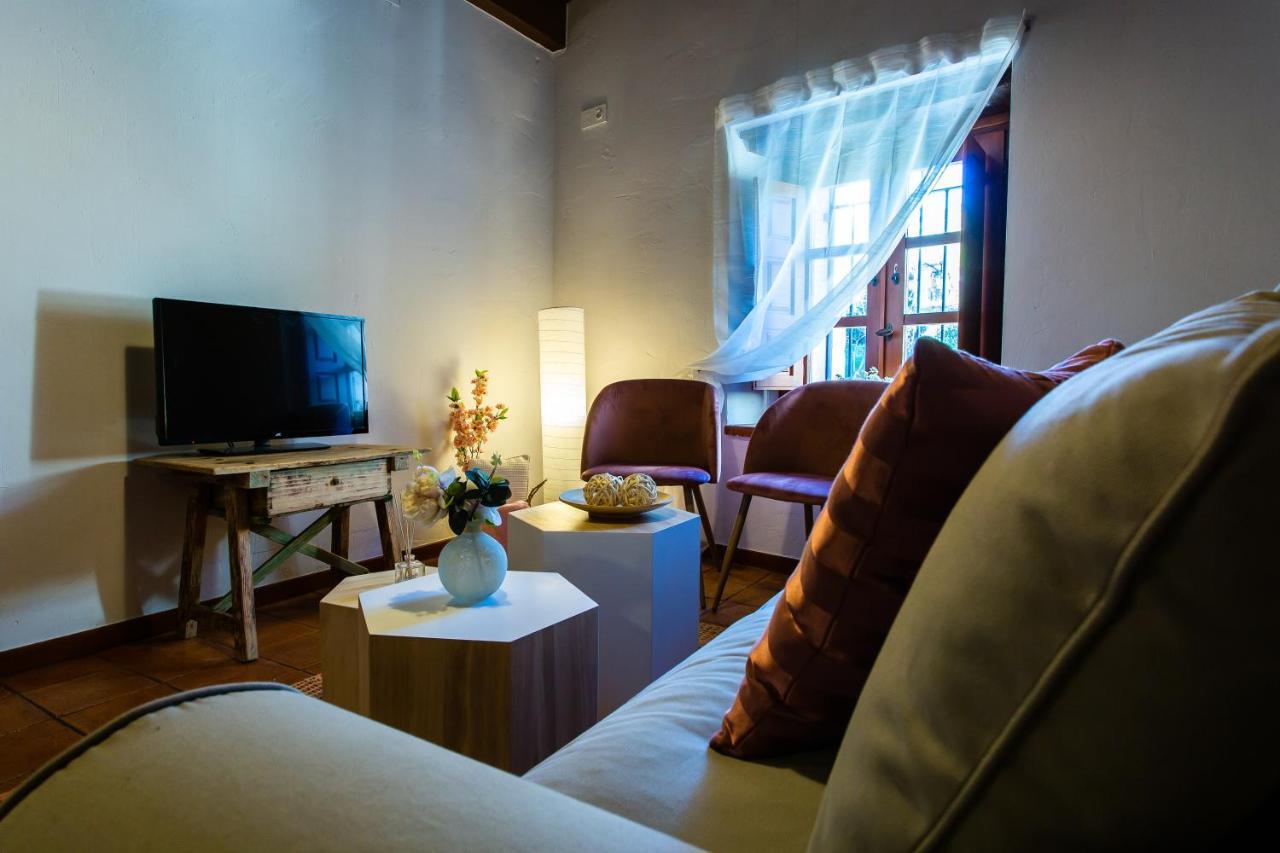 Apartamentos Puente De La Juderia Hervás Kültér fotó