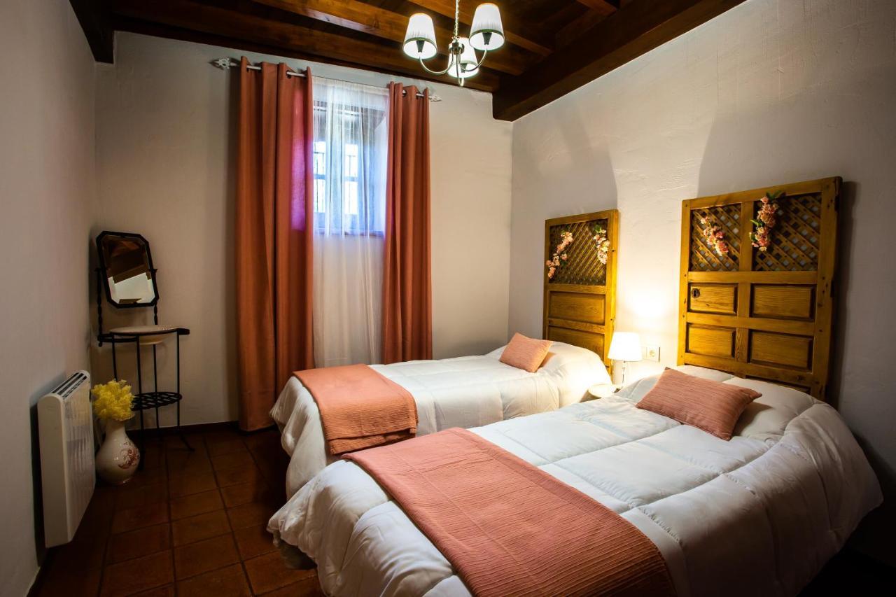 Apartamentos Puente De La Juderia Hervás Kültér fotó
